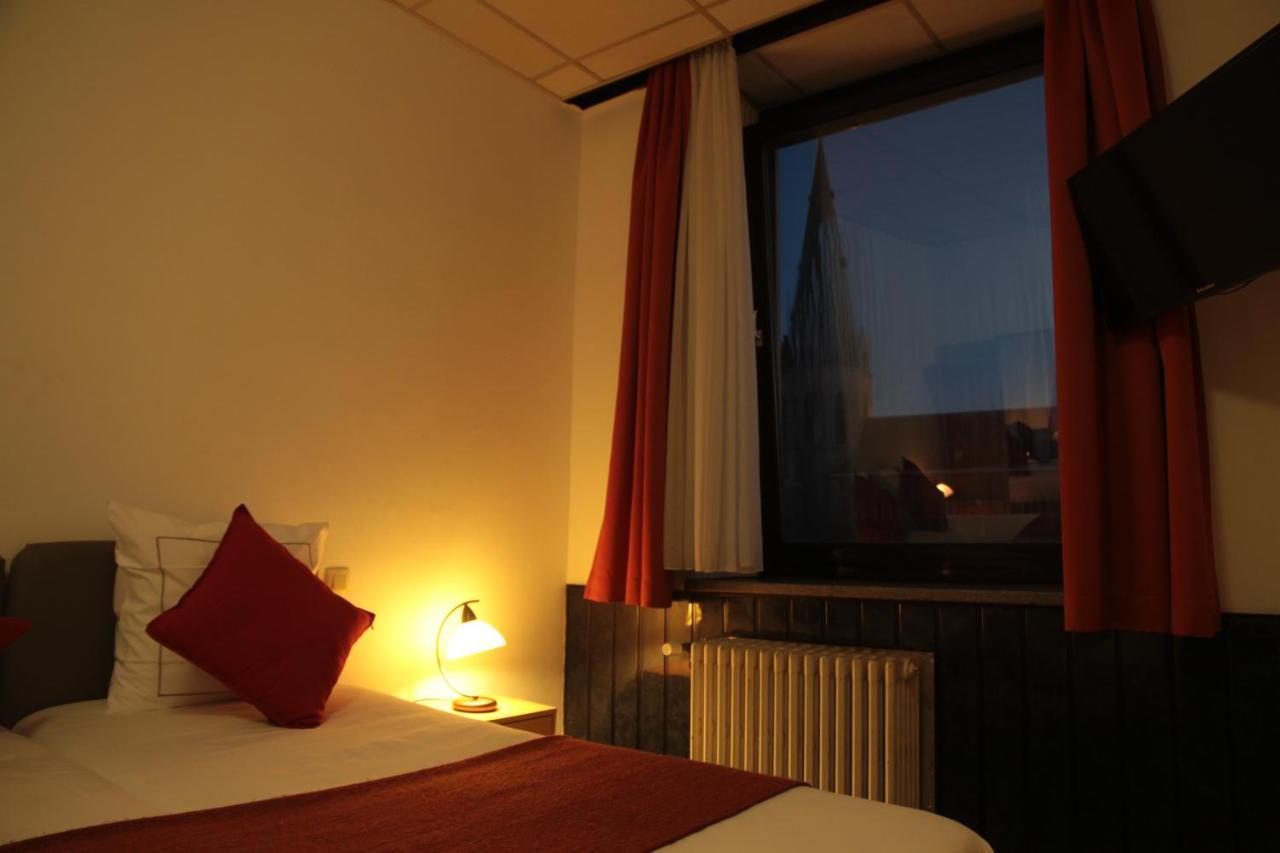 Hotel De Spiegel 신트니클라스 외부 사진